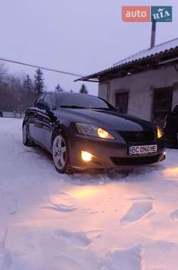 Седан Lexus IS 2006 в Борщеве