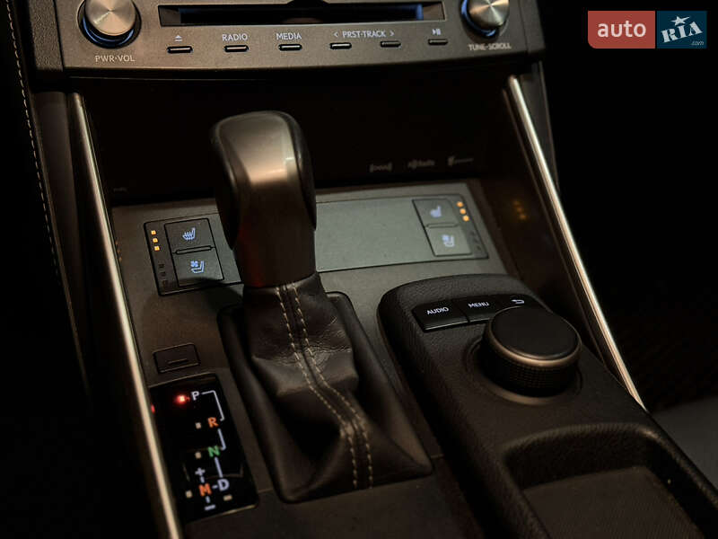 Седан Lexus IS 2014 в Краматорске фото 9 Седан Lexus IS 2014 в Краматорске
