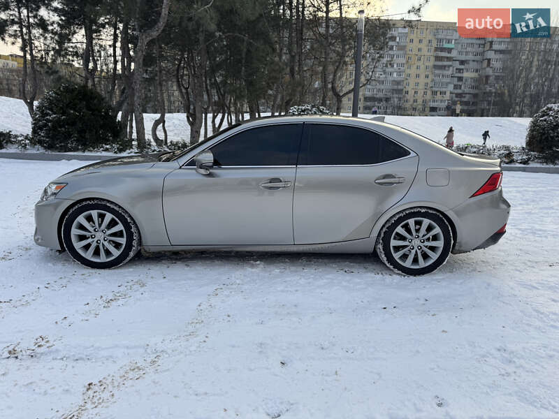 Седан Lexus IS 2013 в Днепре
