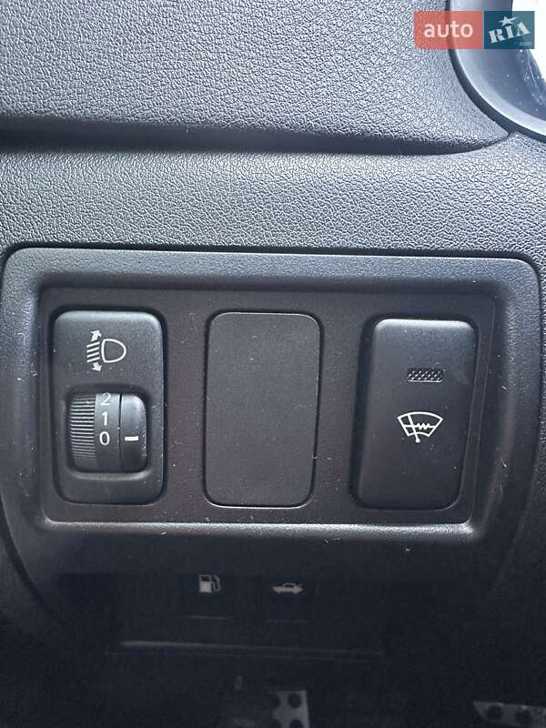 Седан Lexus IS 2007 в Білогородці