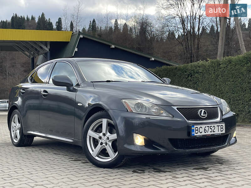 Седан Lexus IS 2007 в Турке