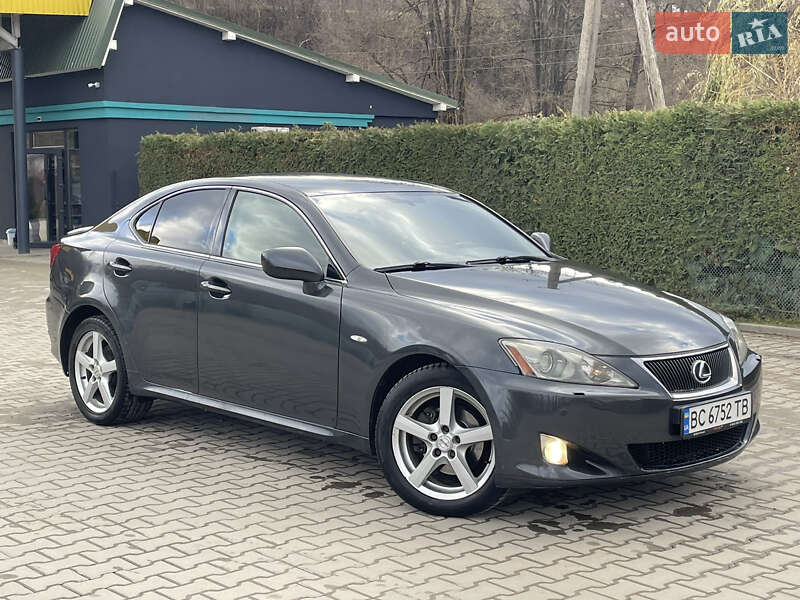 Седан Lexus IS 2007 в Турке