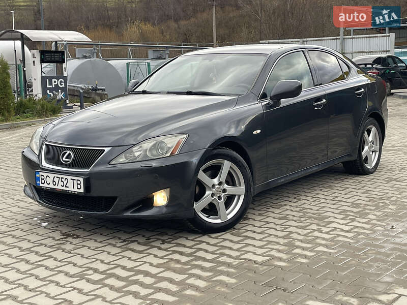 Седан Lexus IS 2007 в Турке