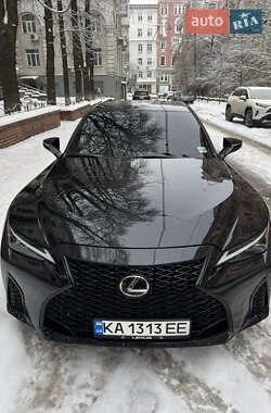 Седан Lexus IS 2024 в Киеве