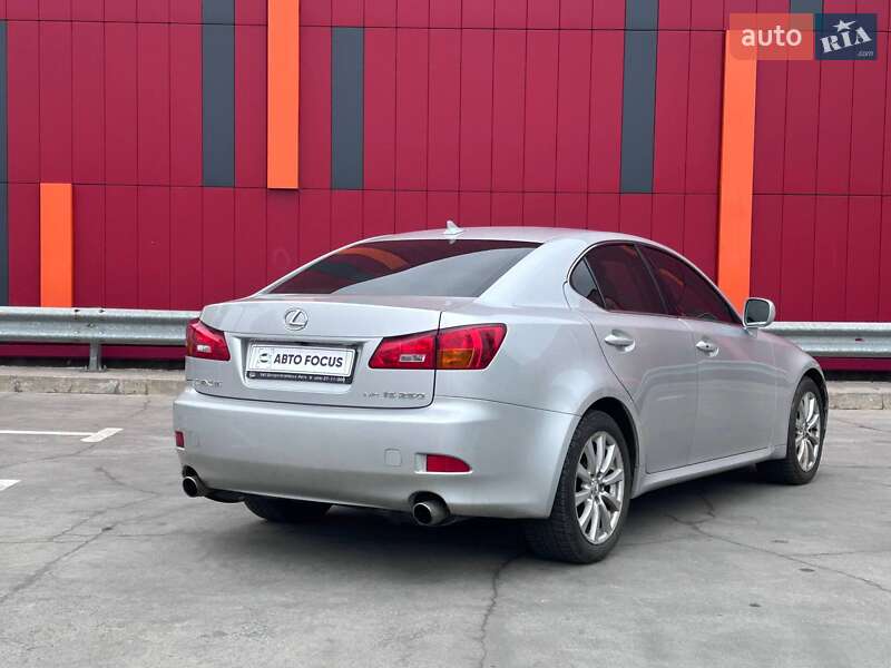 Седан Lexus IS 2008 в Киеве фото 8 Седан Lexus IS 2008 в Киеве