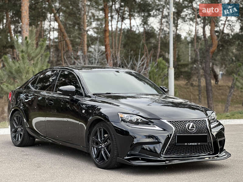 Седан Lexus IS 2014 в Киеве