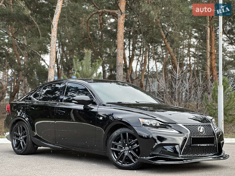 Седан Lexus IS 2014 в Киеве