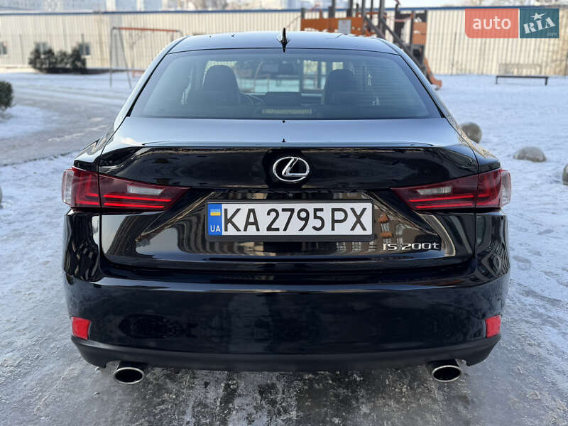 Седан Lexus IS 2015 в Киеве фото 9 Седан Lexus IS 2015 в Киеве