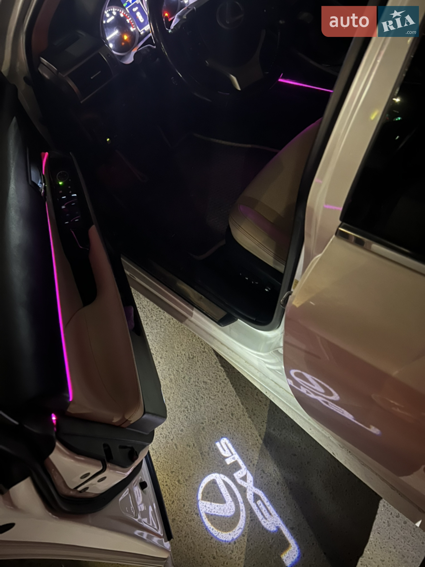 2016 Lexus IS - мініатюра 11