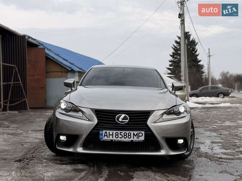 Седан Lexus IS 2015 в Краматорську фото 3 Седан Lexus IS 2015 в Краматорську