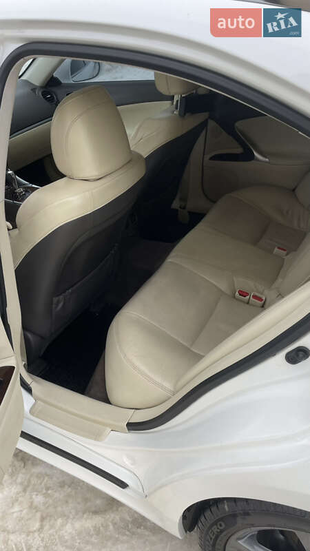 Седан Lexus IS 2010 в Тернополе фото 20 Седан Lexus IS 2010 в Тернополе