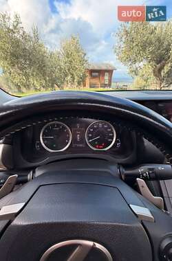 Седан Lexus IS 2015 в Киеве
