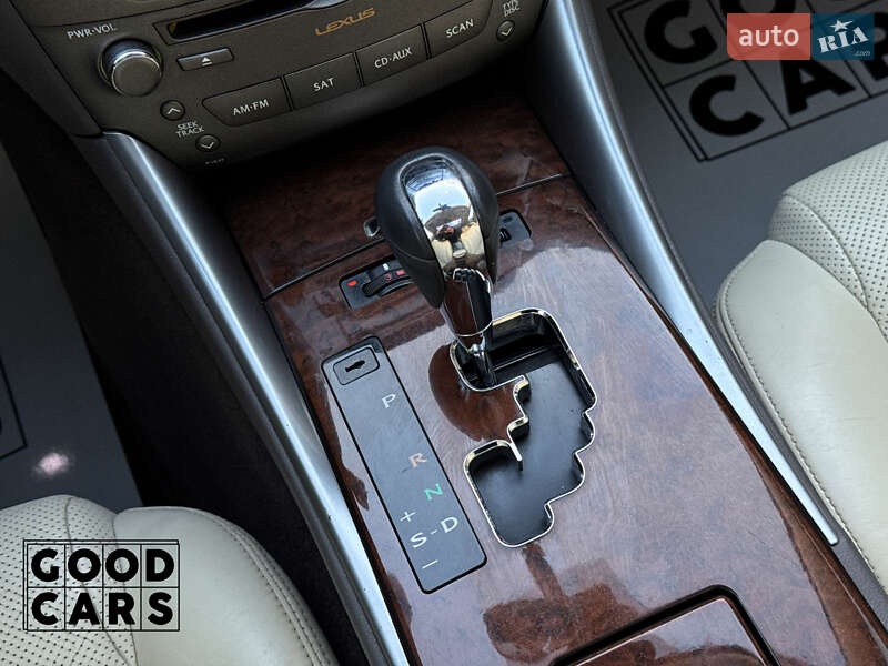 Седан Lexus IS 2012 в Одессе