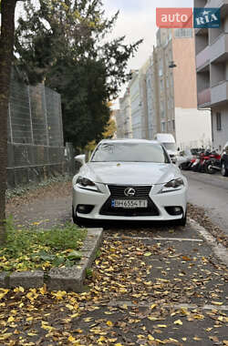 Седан Lexus IS 2014 в Чорноморську