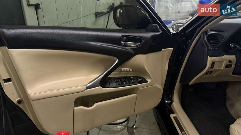 Седан Lexus IS 2007 в Одесі