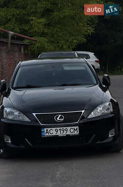 Седан Lexus IS 2008 в Луцьку