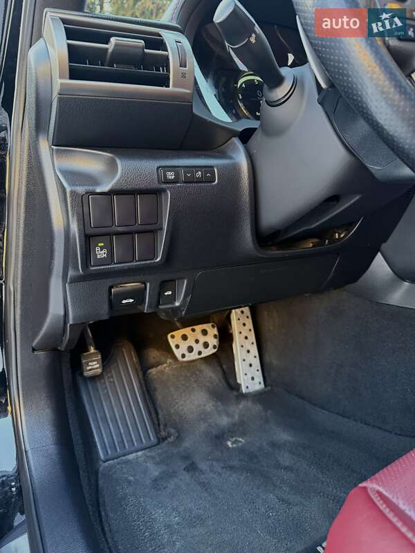 Седан Lexus IS 2015 в Дрогобыче фото 17 Седан Lexus IS 2015 в Дрогобыче