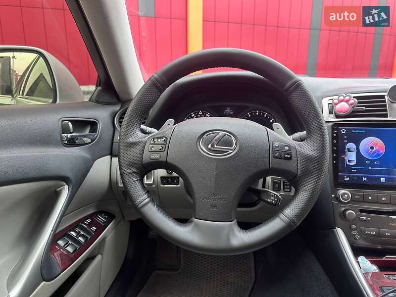 Седан Lexus IS 2008 в Киеве фото 14 Седан Lexus IS 2008 в Киеве