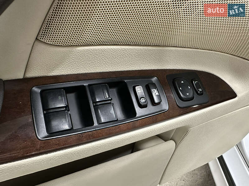 Седан Lexus IS 2010 в Харкові фото 37 Седан Lexus IS 2010 в Харкові