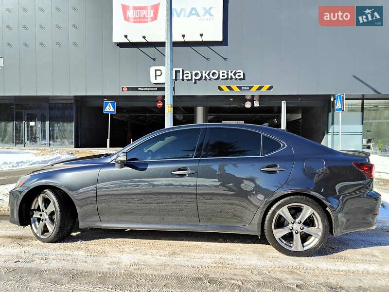 Седан Lexus IS 2011 в Києві фото 13 Седан Lexus IS 2011 в Києві