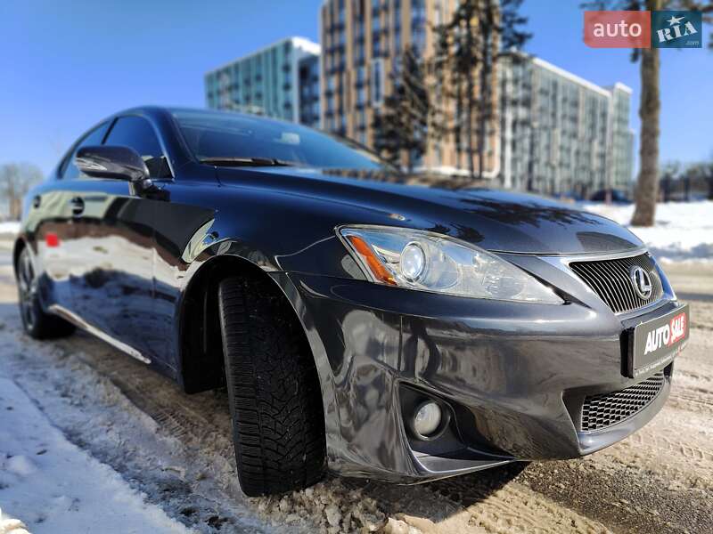 Седан Lexus IS 2011 в Києві фото 31 Седан Lexus IS 2011 в Києві