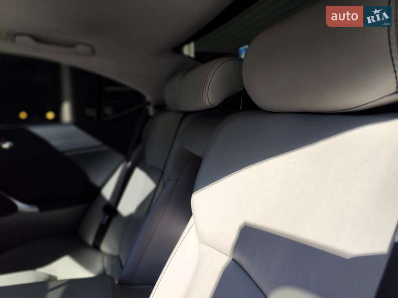 Седан Lexus IS 2011 в Києві фото 48 Седан Lexus IS 2011 в Києві