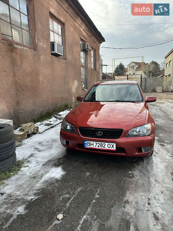 Седан Lexus IS 1999 в Одессе