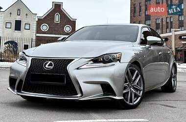 Седан Lexus IS 2015 в Киеве