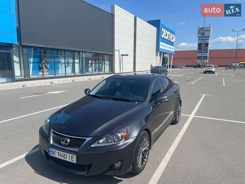 Седан Lexus IS 2010 в Львові фото Седан Lexus IS 2010 в Львові