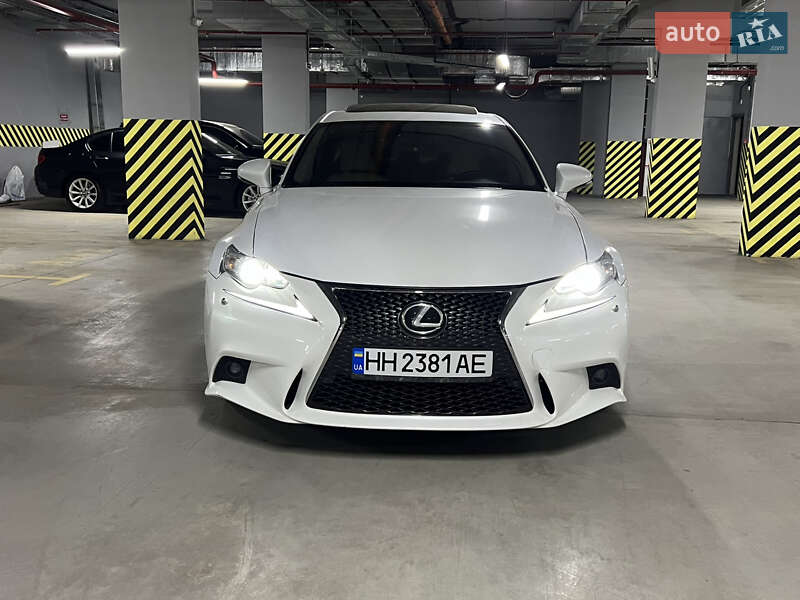 Седан Lexus IS 2013 в Одессе