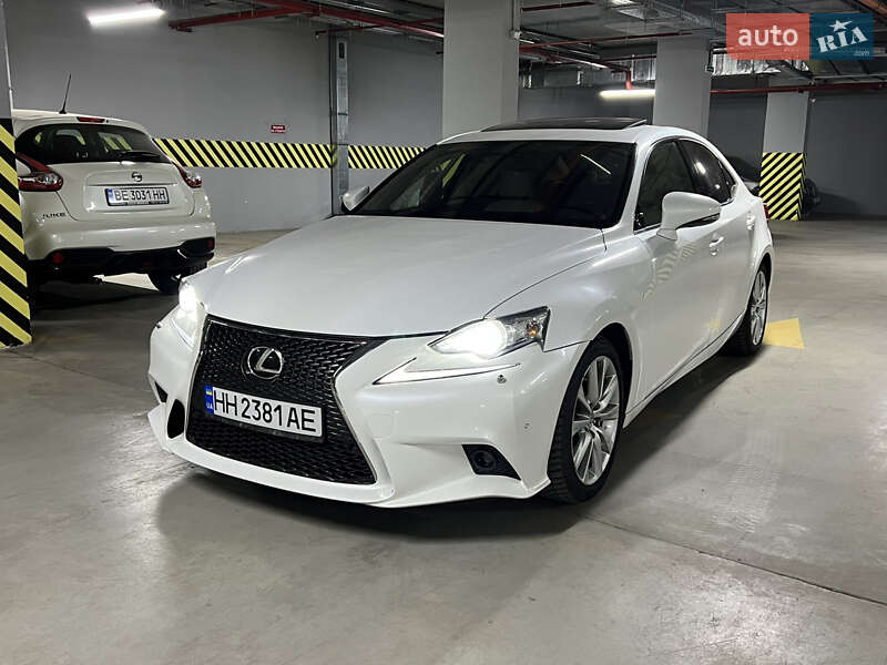 Седан Lexus IS 2013 в Одессе