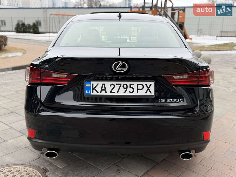 Седан Lexus IS 2015 в Киеве фото 10 Седан Lexus IS 2015 в Киеве