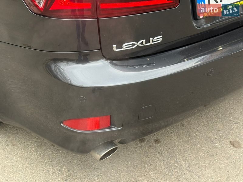 Седан Lexus IS 2007 в Дніпрі
