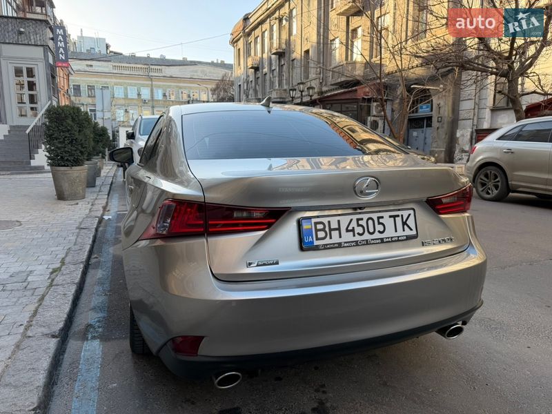 Седан Lexus IS 2015 в Одессе