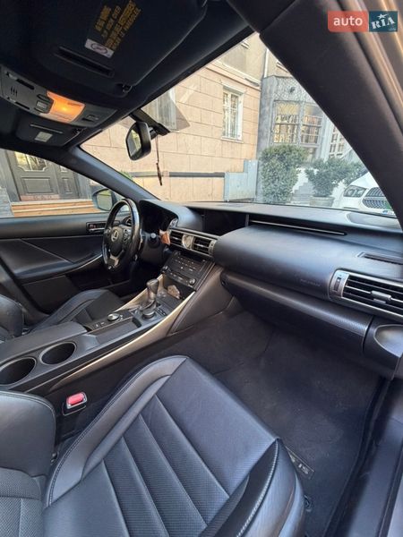 Седан Lexus IS 2015 в Одессе