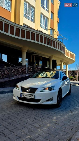 Седан Lexus IS 2008 в Києві