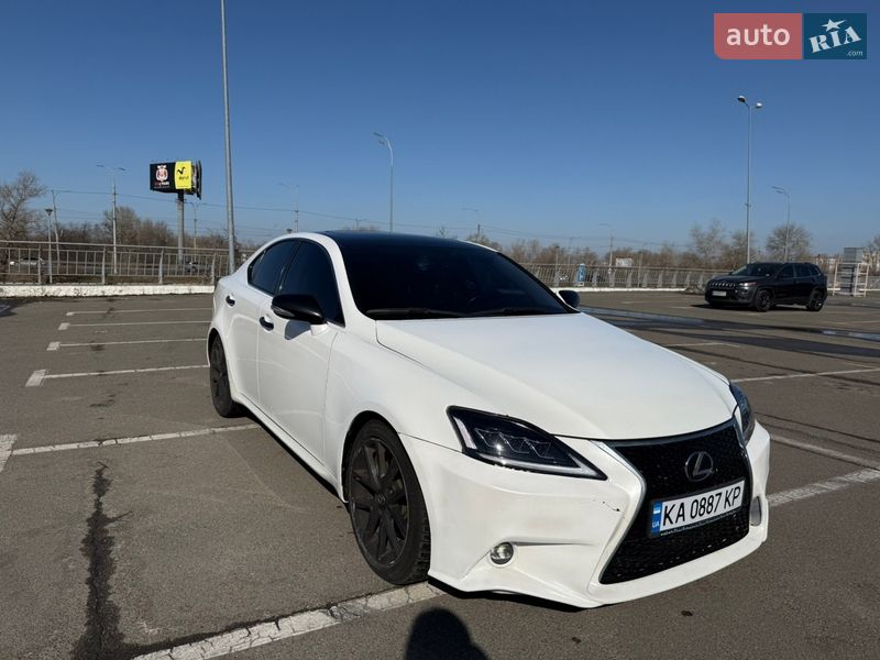 Седан Lexus IS 2012 в Киеве