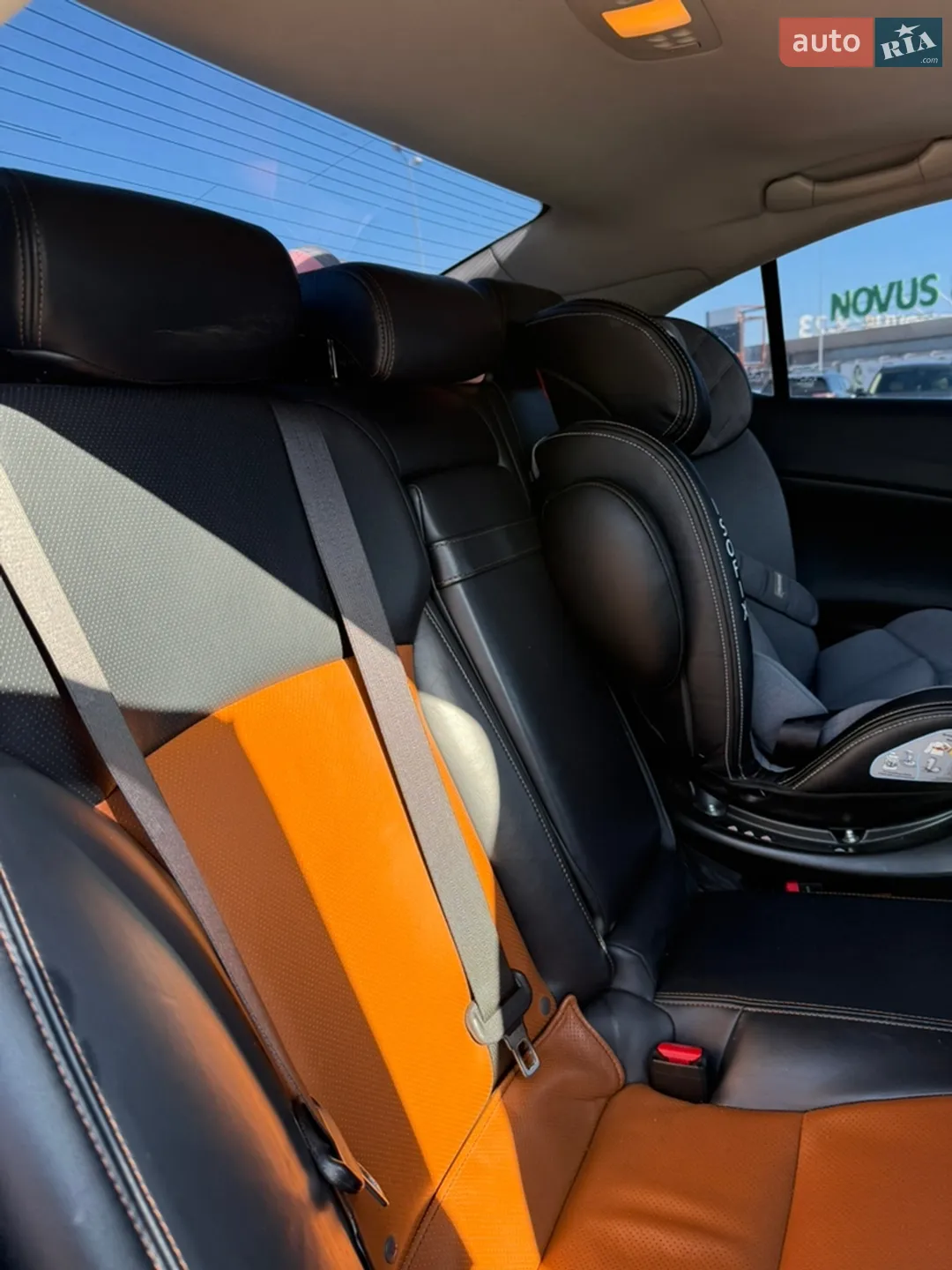 2012 Lexus IS - мініатюра 23