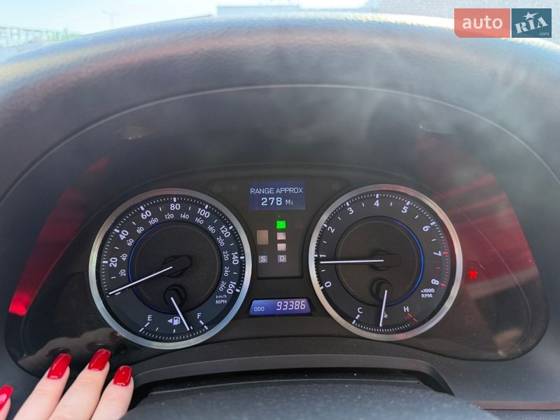 Седан Lexus IS 2012 в Киеве