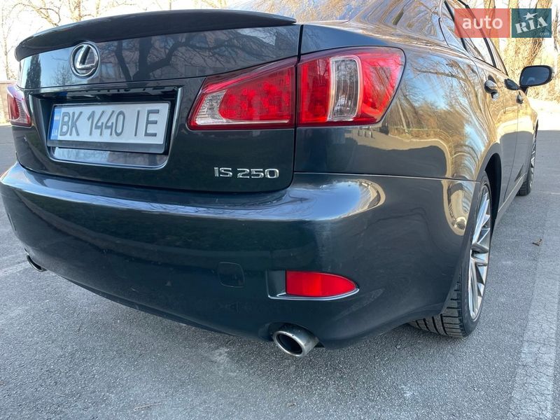 Седан Lexus IS 2010 в Киеве