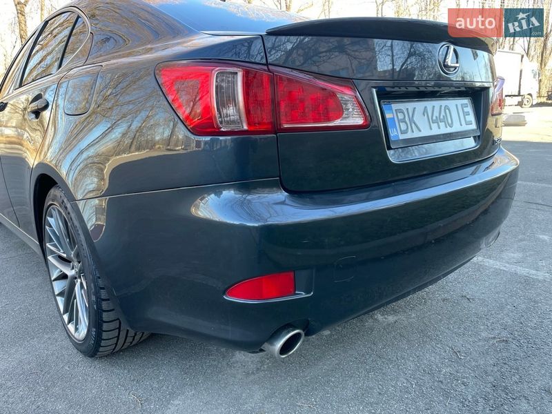 Седан Lexus IS 2010 в Киеве
