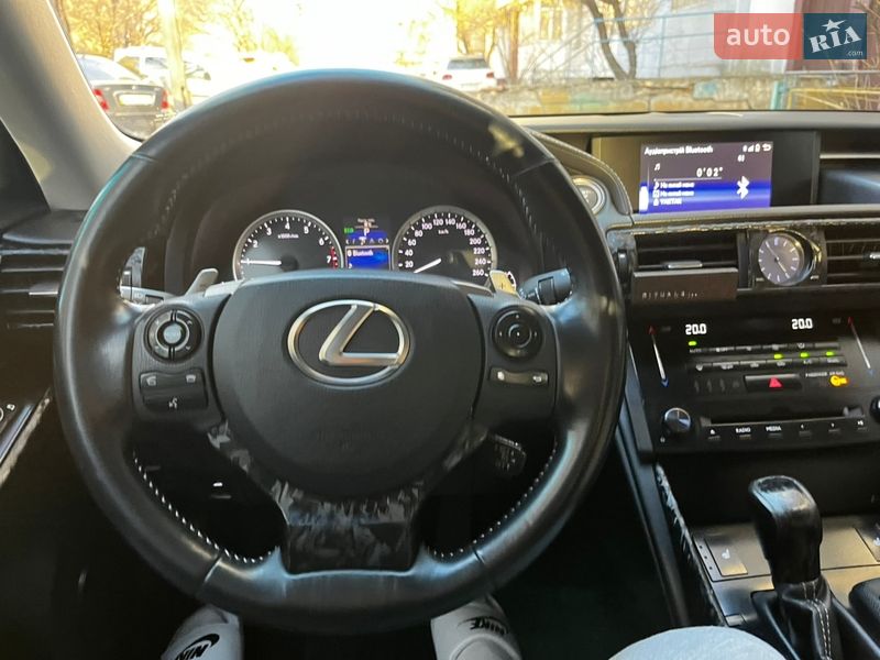 Седан Lexus IS 2013 в Киеве