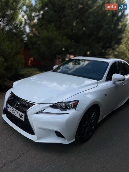 Седан Lexus IS 2014 в Днепре