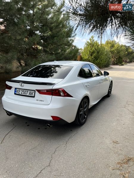 Седан Lexus IS 2014 в Днепре