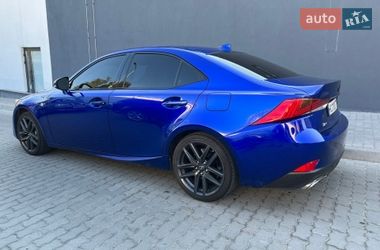 Седан Lexus IS 2017 в Львове