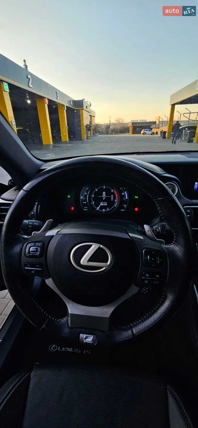 2020 Lexus IS - мініатюра 20