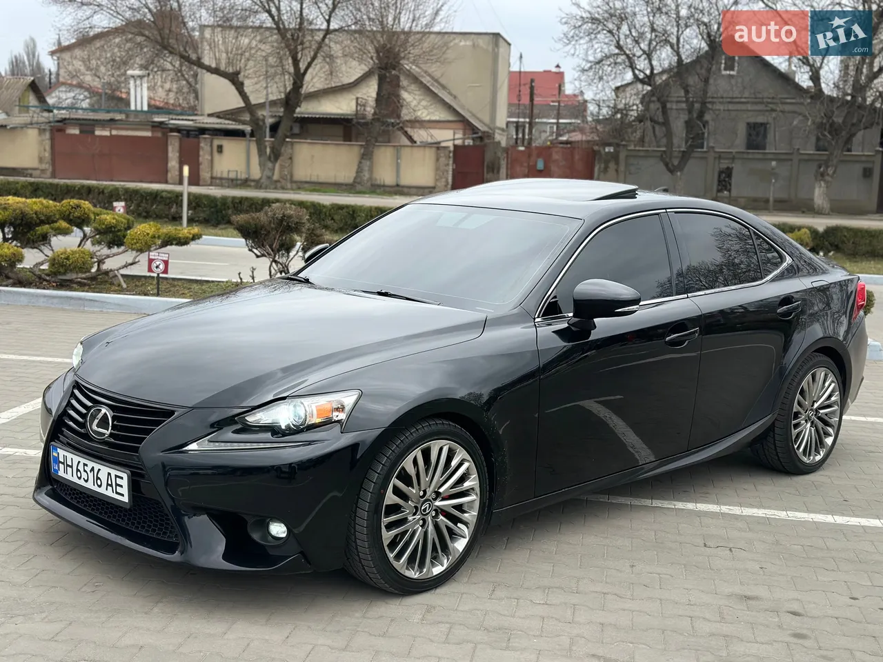 2014 Lexus IS - мініатюра 10