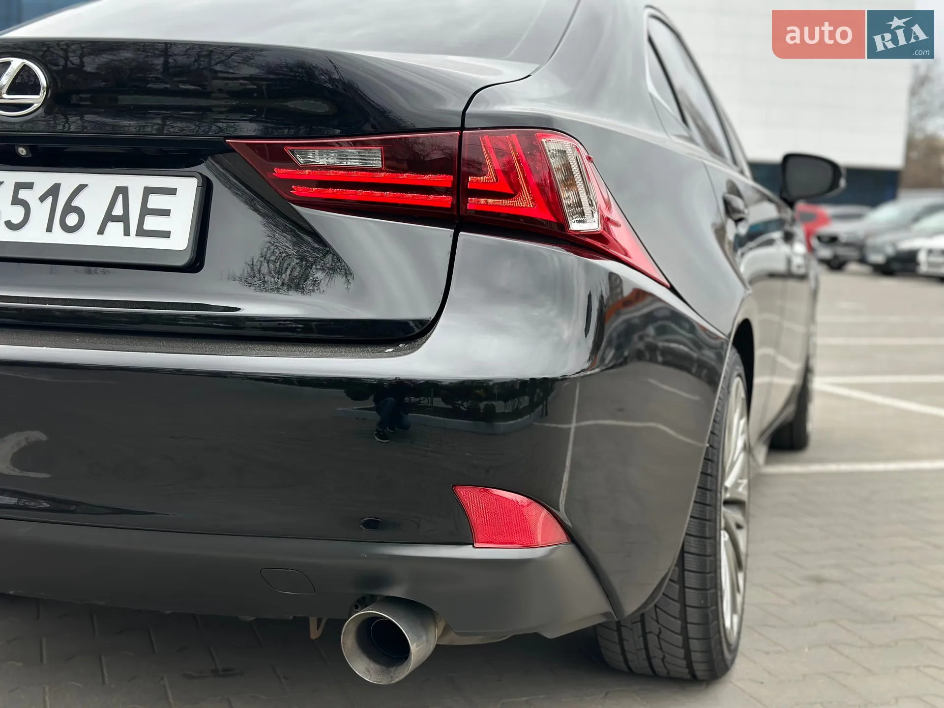 2015 Lexus IS - мініатюра 9