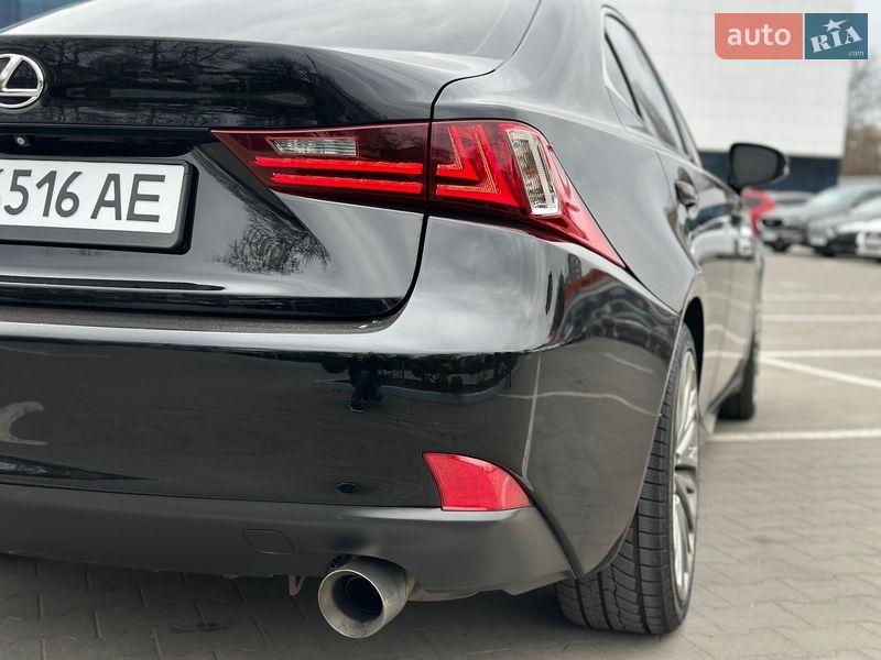 Седан Lexus IS 2015 в Одессе