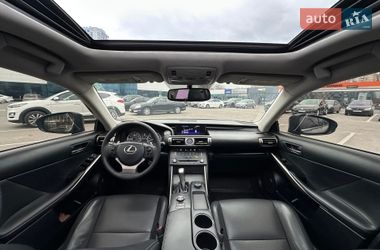 Седан Lexus IS 2015 в Одессе